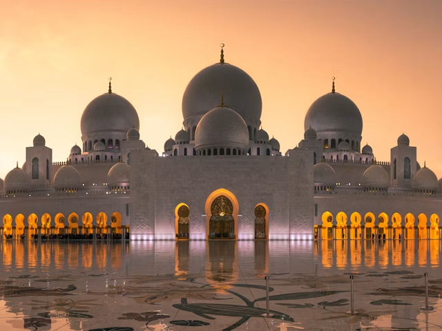 Mosquée au coucher du soleil